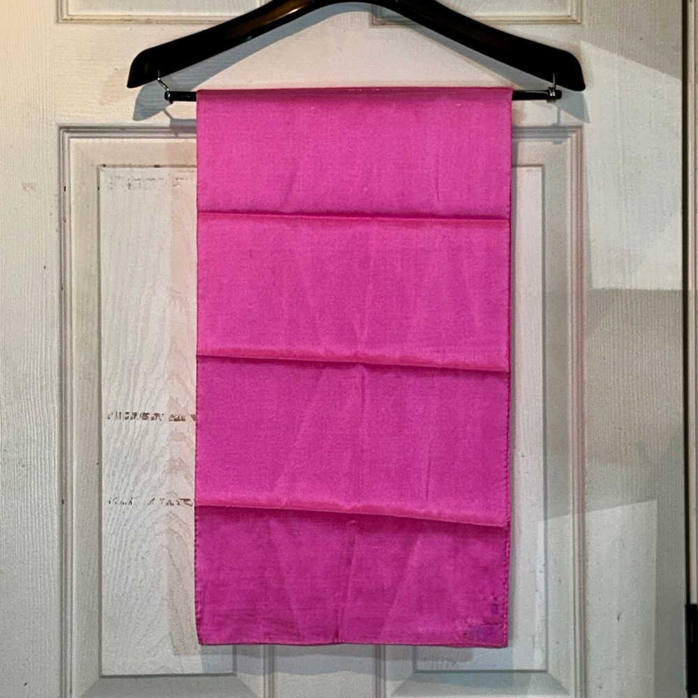 Vintage Bloomingdales Hot Pink Raw Silk Scarf Made in India 12x44 Fuchsia Oblong
